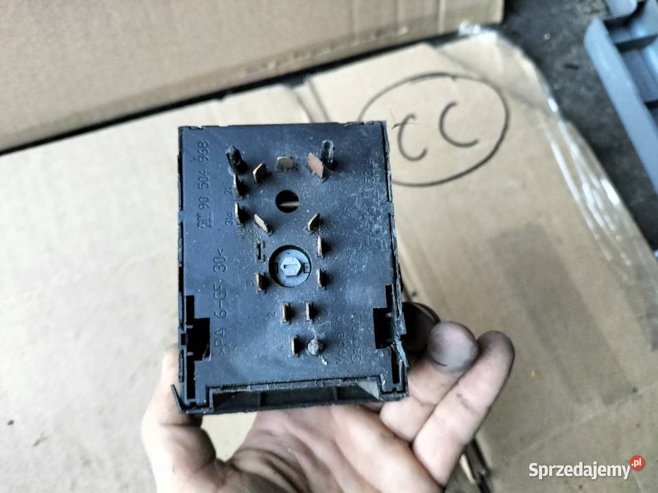 WŁĄCZNIK WYŁĄCZNIK ŚWIATEŁ VECTRA B 90504968 Kamień-Kolonia