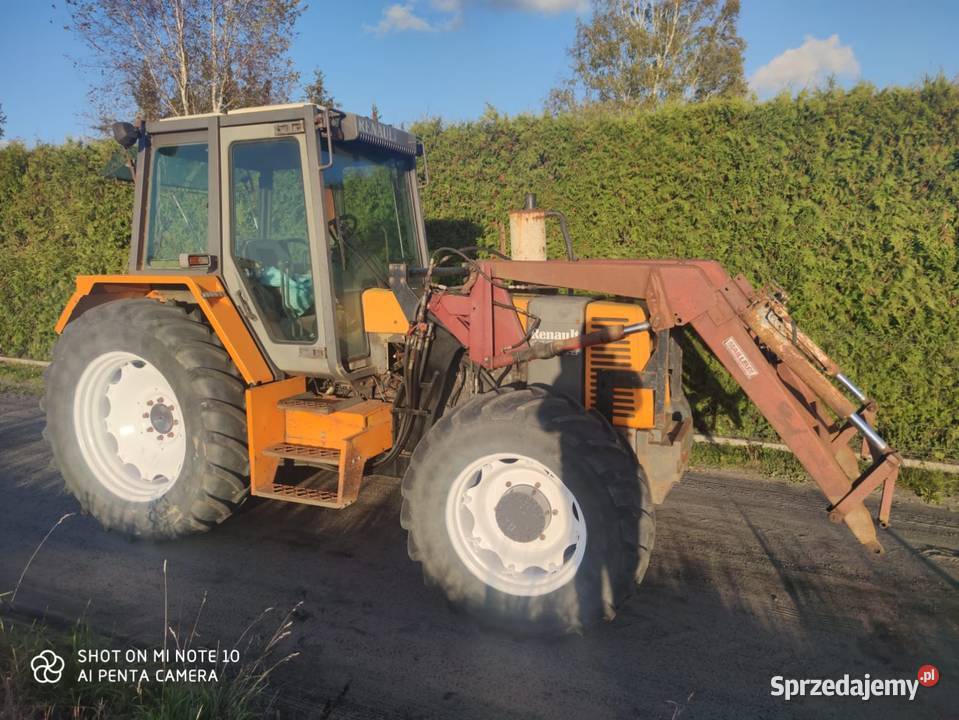 Renault 11014 z ładowaczem Agram Ciągniki wielkopolskie Łobżenica