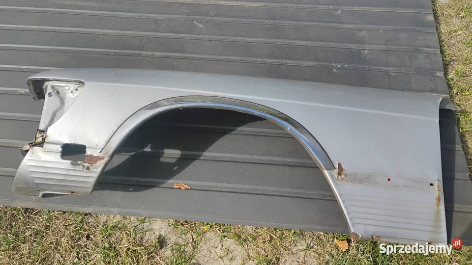 Mercedes 107 żółty Stobnica