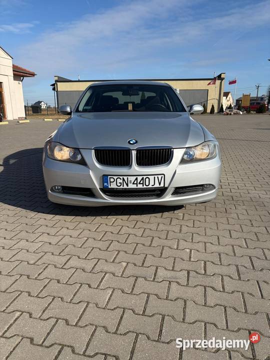 BMW serii 3 318i