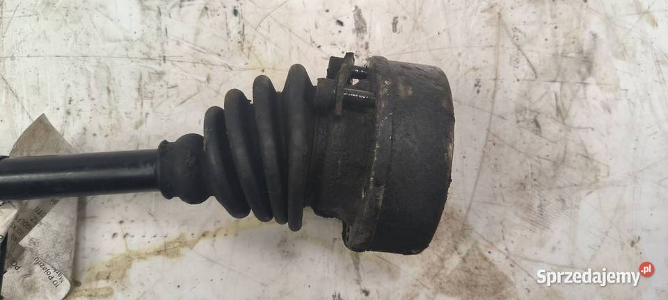 PÓŁOŚ LEWA PRZÓD VOLKSWAGEN GOLF III Lipno