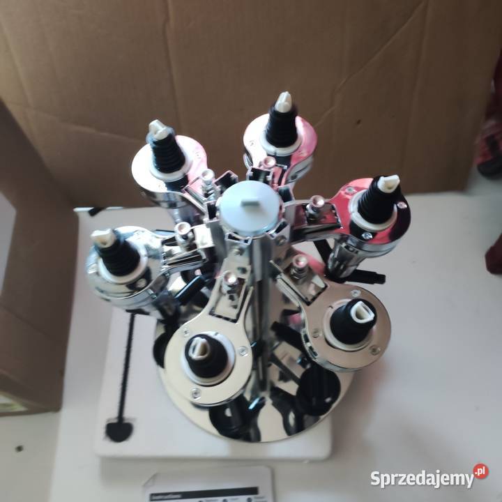 Obrotowy dozownik na butelki Zawiercie