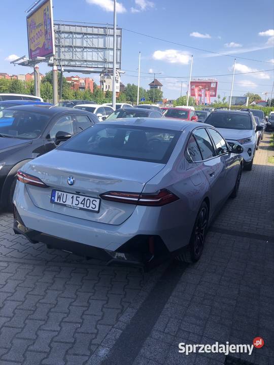 Bmw 5 serwisowany w ASO Warszawa sprzedam