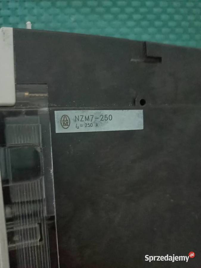 Wyłącznik Klockner Moeller NZM7 250 wielkopolskie