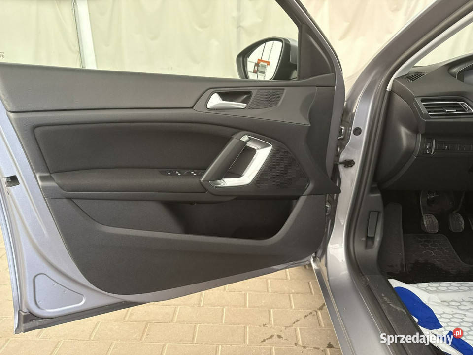 Peugeot 308 SW 15 Bluehdi130 Active Salon szary Warszawa