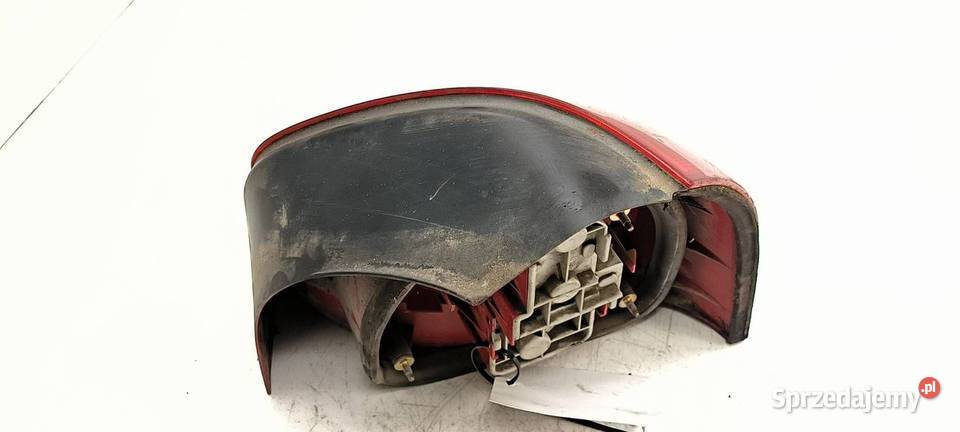 LAMPA LEWA TYŁ AUDI A3 8L