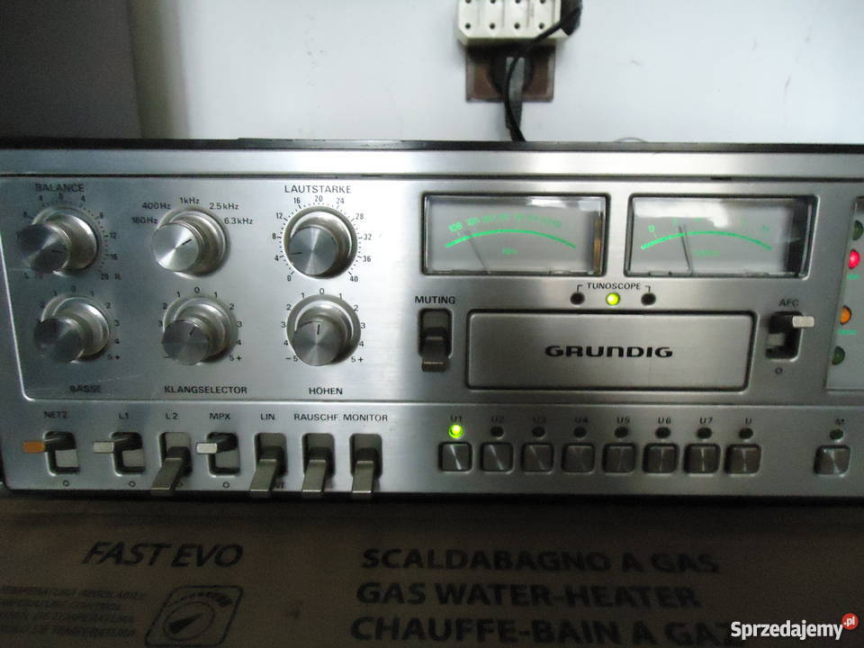 KULTOWE RADIO AMPLITUNER GRUNDIG RECEIVER R45 a