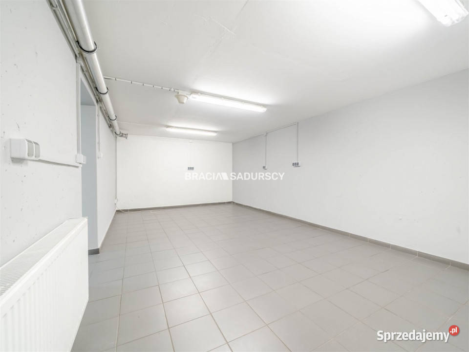 sprzedaży lokalu Kraków Geremka 4712m2 4244zł/m2