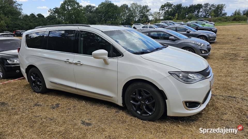 sprzedam nasz prywatny samochód MarkChrysler Zawidów