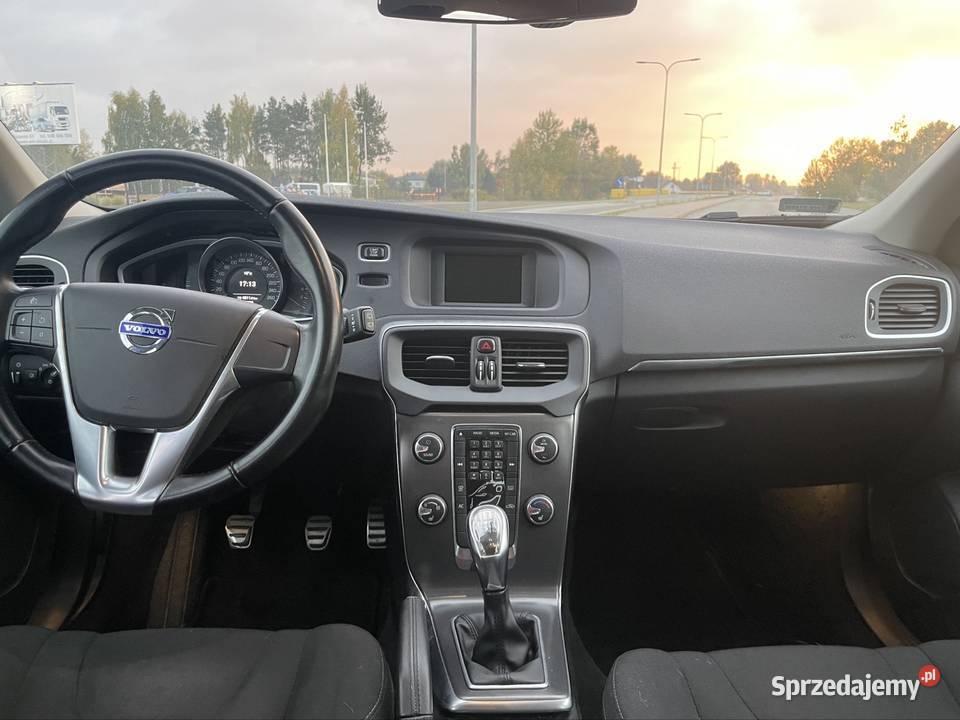 Volvo V40 bezwypadkowy V40 Radzymin sprzedam