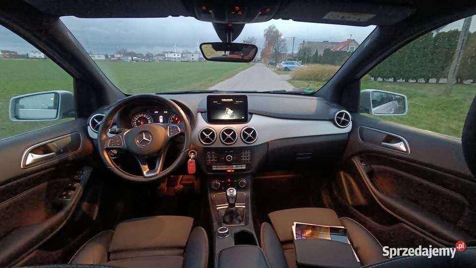 Mercedes BKlasa LIFT 16benzyna NAVI Klima Alu Krobia