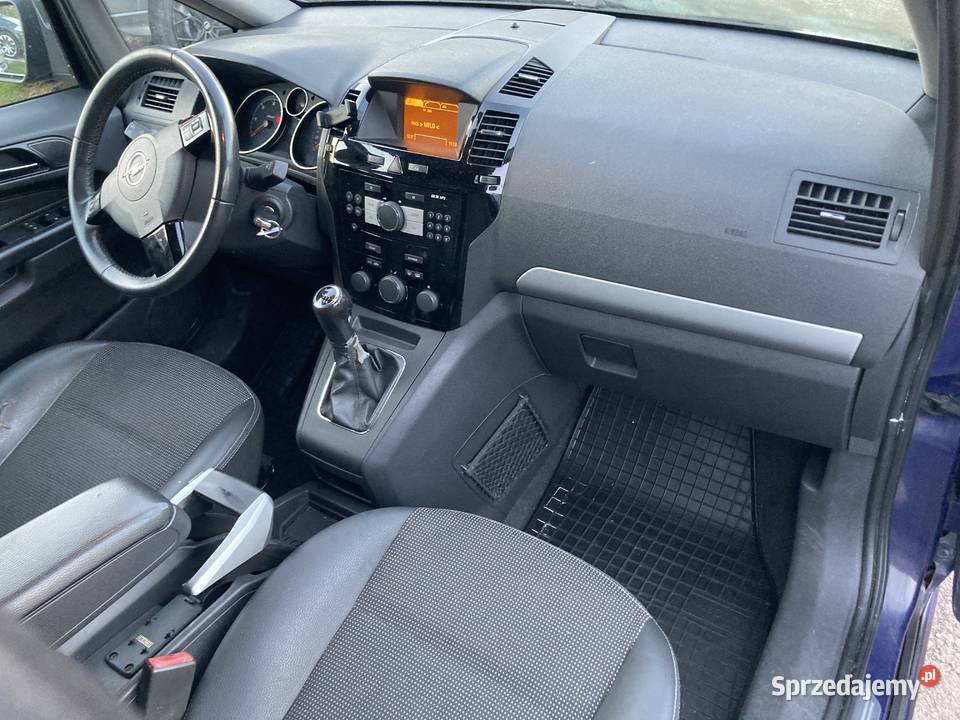 Pierwszy Właściciel Pojazdu Liczba miejsc7 hak