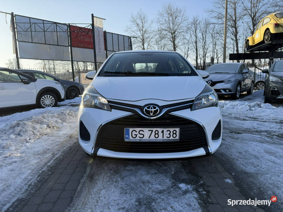 Toyota Yaris Toyota Yaris 2014 13 benzyna Salon isofix Słupsk sprzedam