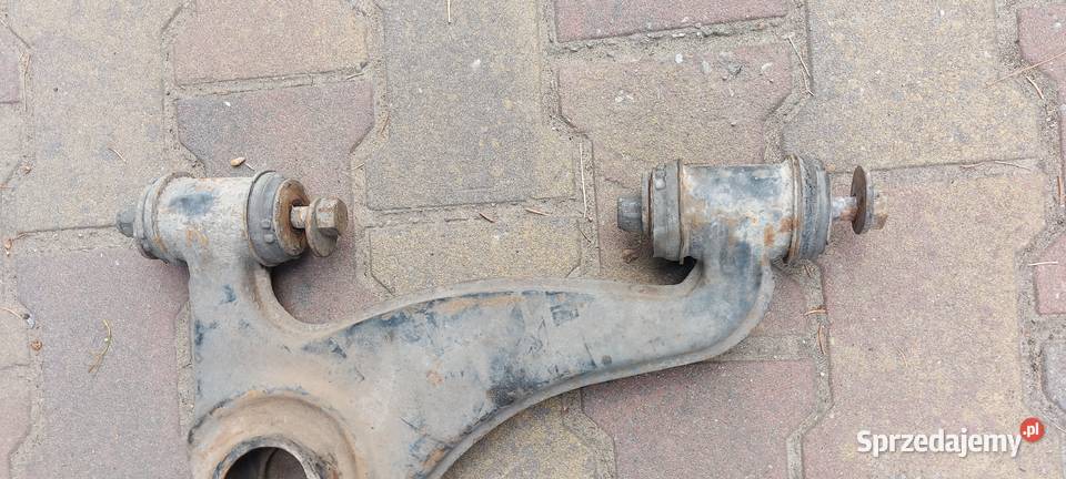 Wahacz lewy przód mercedes w124 Zbąszyń