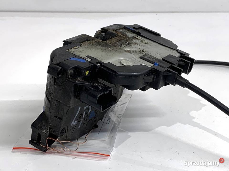 ZAMEK DRZWI LEWY PRZÓD RENAULT MEGANE III Kombi osobowe sprzedam