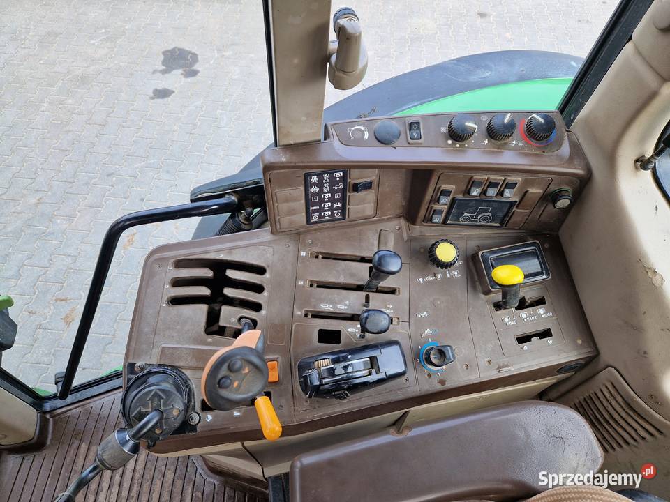 John Deere 6320 z turem Jd 6230 na zwykłej Radio mazowieckie Laskowiec