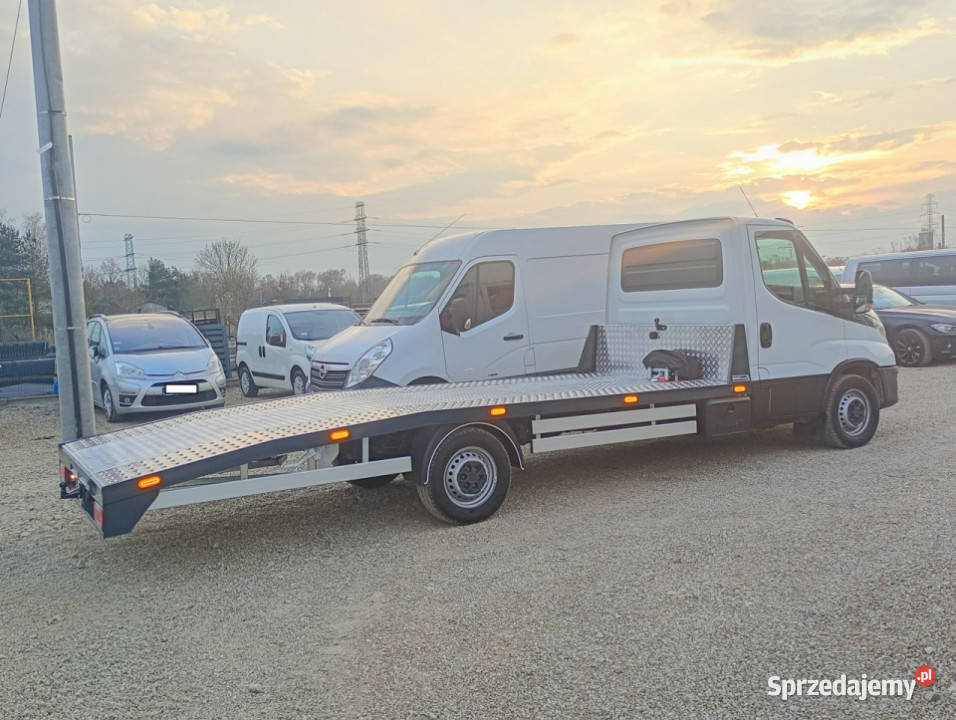Iveco Daily 35S14 nowy najazd pomoc drogowa Chełm Śląski