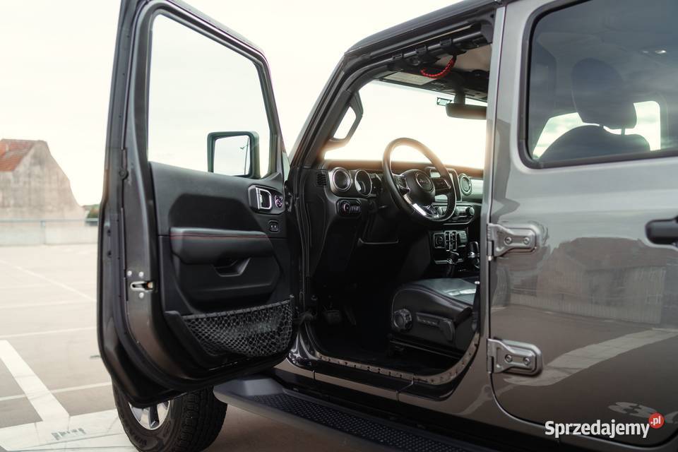 JEEP WRANGLER UNLIMITED SAHARARUBICON GDAŃSK światła przeciwmgielne Jeep pomorskie Gdańsk