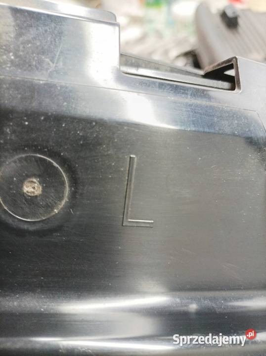 SCHOWEK FOTELA LEWY KIEROWCY 5NA882599 Skoda Rok produkcji 2019 Schowki, półki