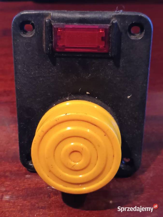 Przełącznik nożny Brevettato 660V firmy włoskiej Aleksandrów Łódzki