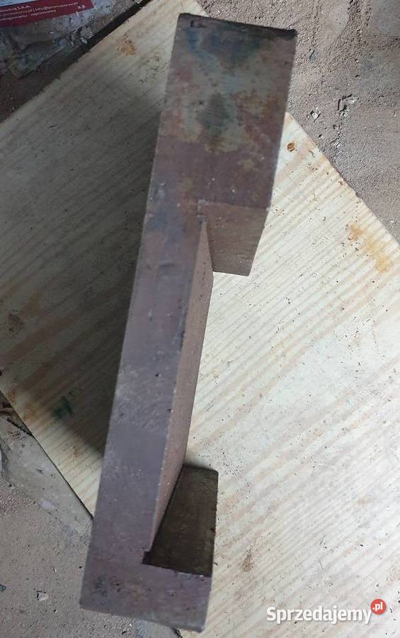 Tokarnia własnego projektu w częściach