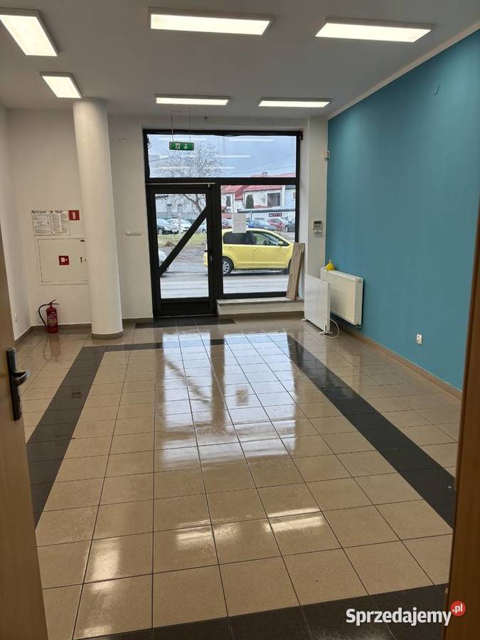 Wynajmę lokal usługowy w centrum Tomaszowa Tomaszów Mazowiecki