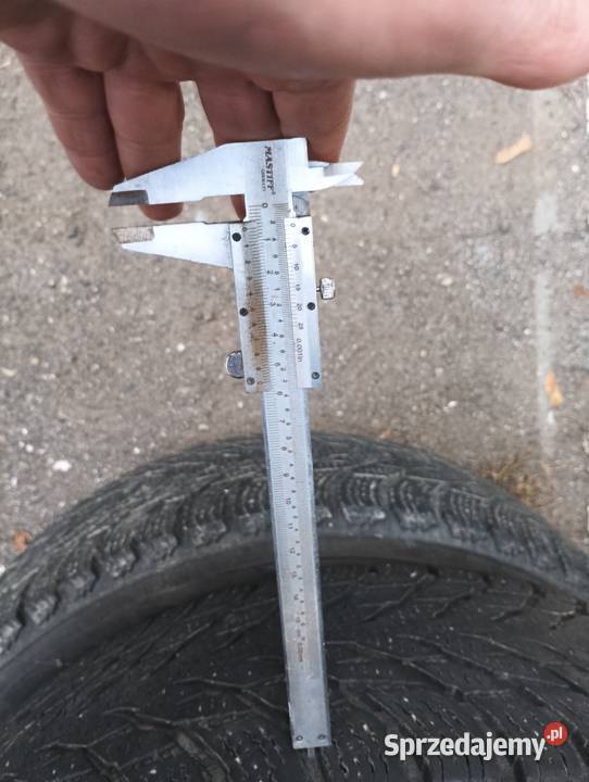 opony zimowe nokian suv bus 215 70 r16 4 sztuki Przemyśl