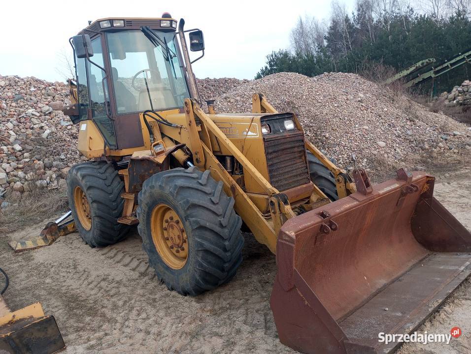 Koparko ładowarka hydrema 918 Buk