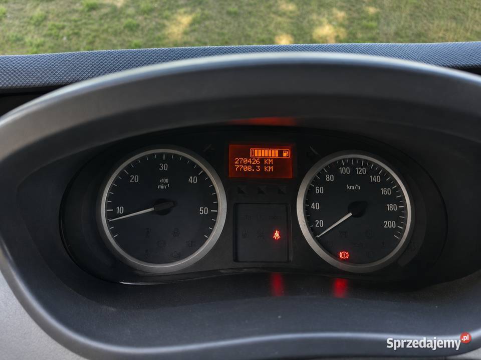 OPEL VIVARO 9 osobowy zadbany manualna sprzedam