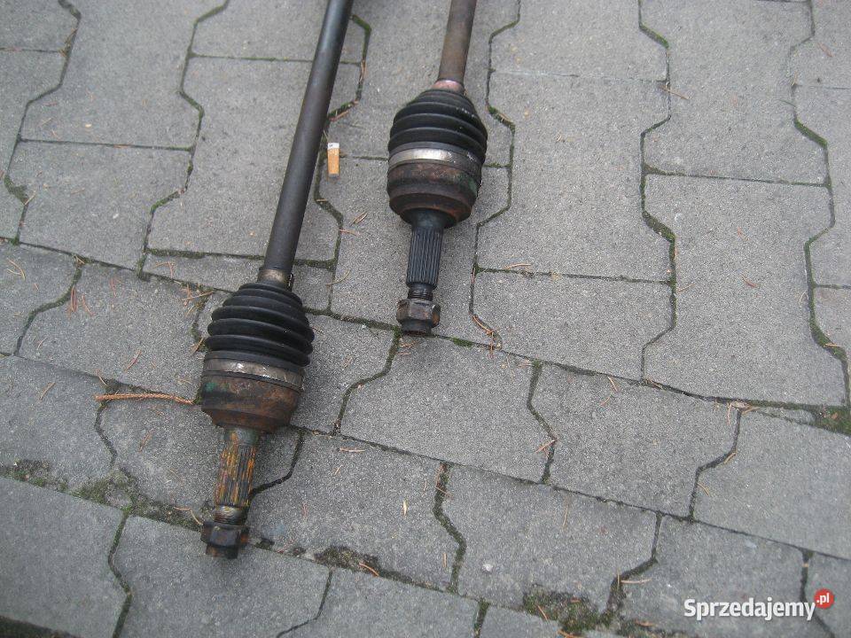 daihatsu sirion 9805r 10 benzyna półośka prawa Rakoniewice