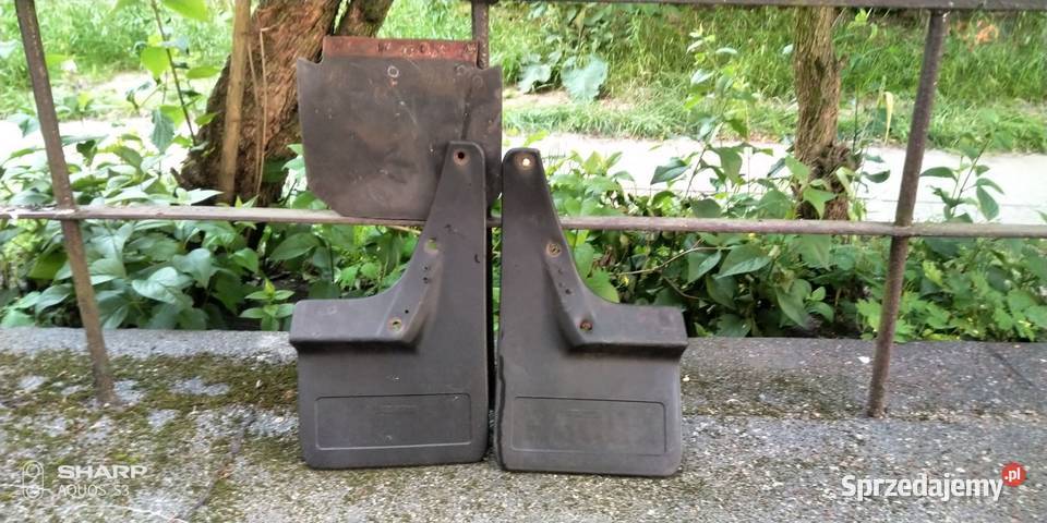 Skoda Favorit chlapacze tylnie Części