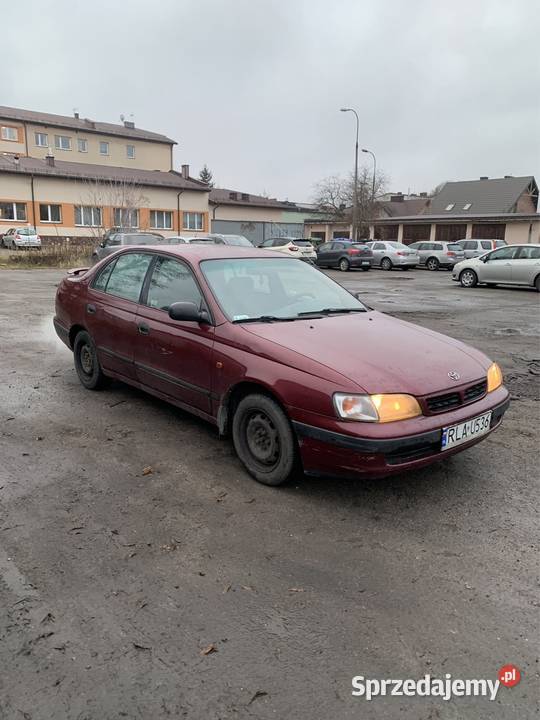 Toyota Carina 16 benzyna Klimatyzacja nieuszkodzony Biłgoraj
