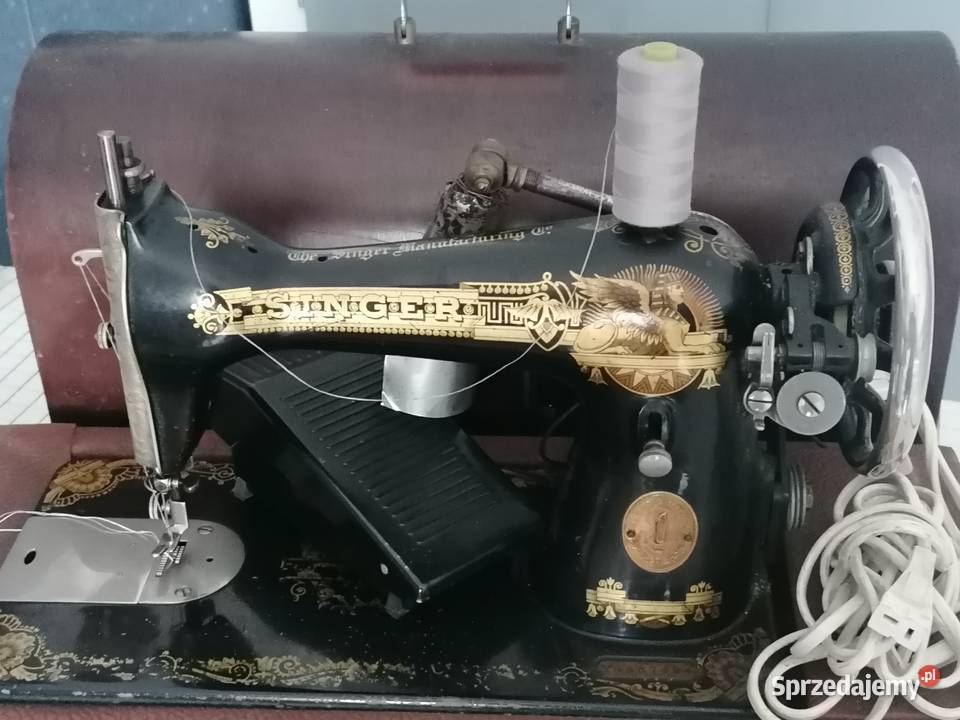 Zabytkowa maszyna do szycia Singer przerobiona