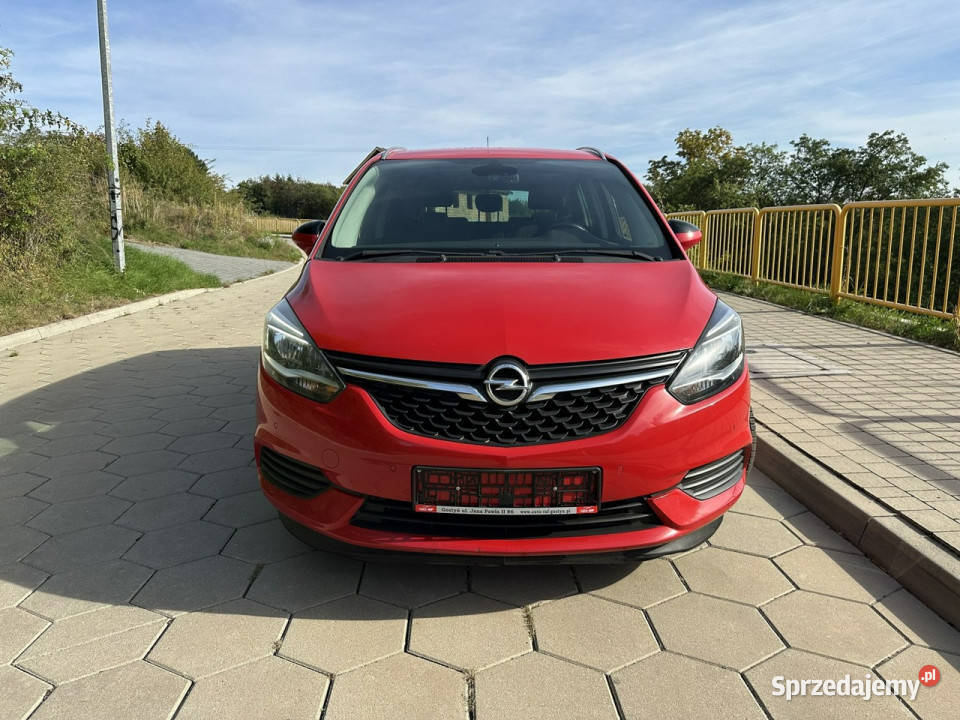 Opel Zafira Opel Zafira 7osobowy Opłacony Navi czujnik parkowania Gostyń