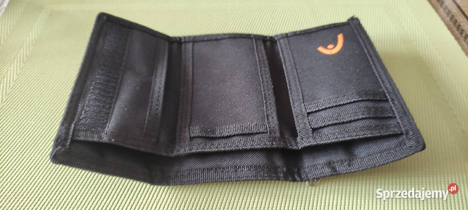 Nowy materiałowy portfel firmy HEAD Pruszków