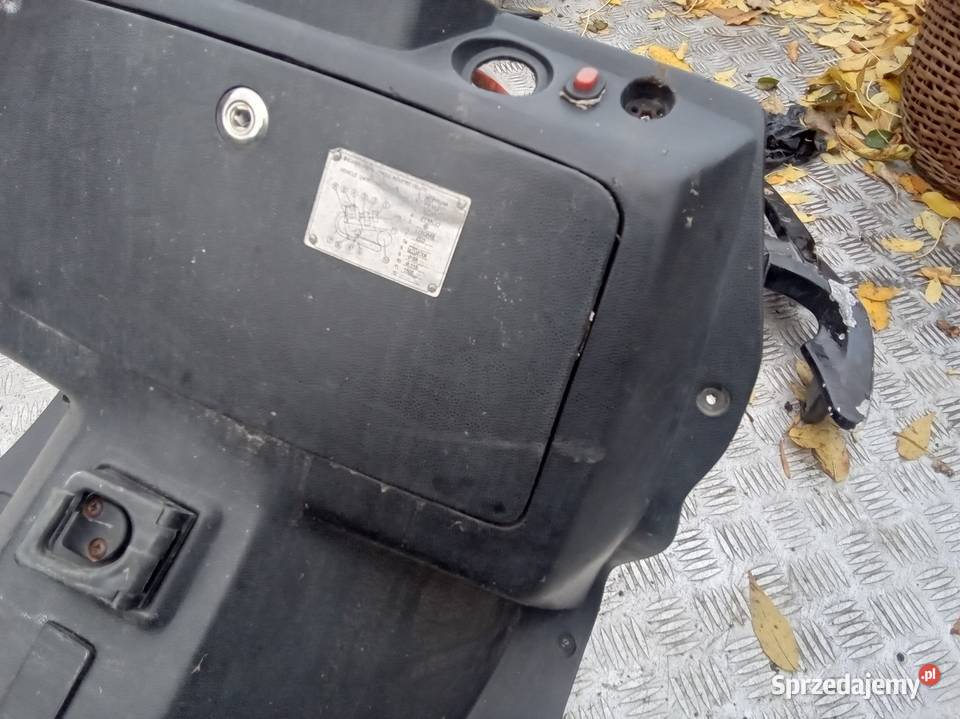 Plastik osłony kolan suter QT4 Quantum Zipp opolskie Namysłów