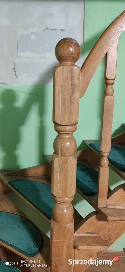 Schody dębowe zabiegowe lakierowane Pszczyna