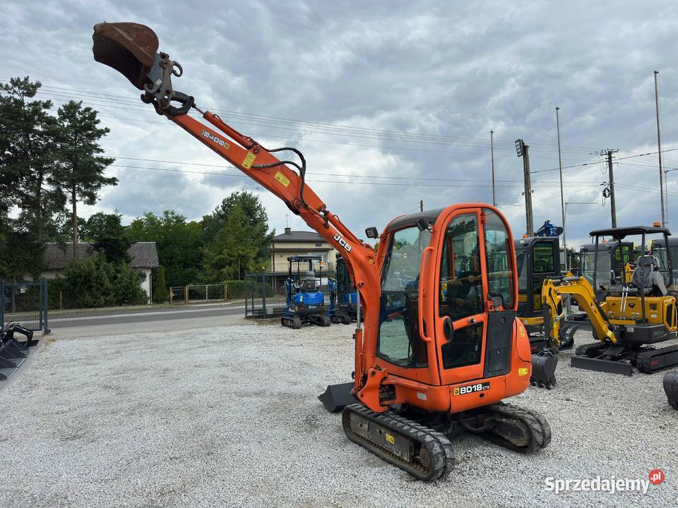 Minikoparka JCB 8018 z 2012r ładna 1800 Długie Rok produkcji 2012 Złoczew