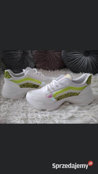 Buty sportowe na grubej podeszwie Kłobuck