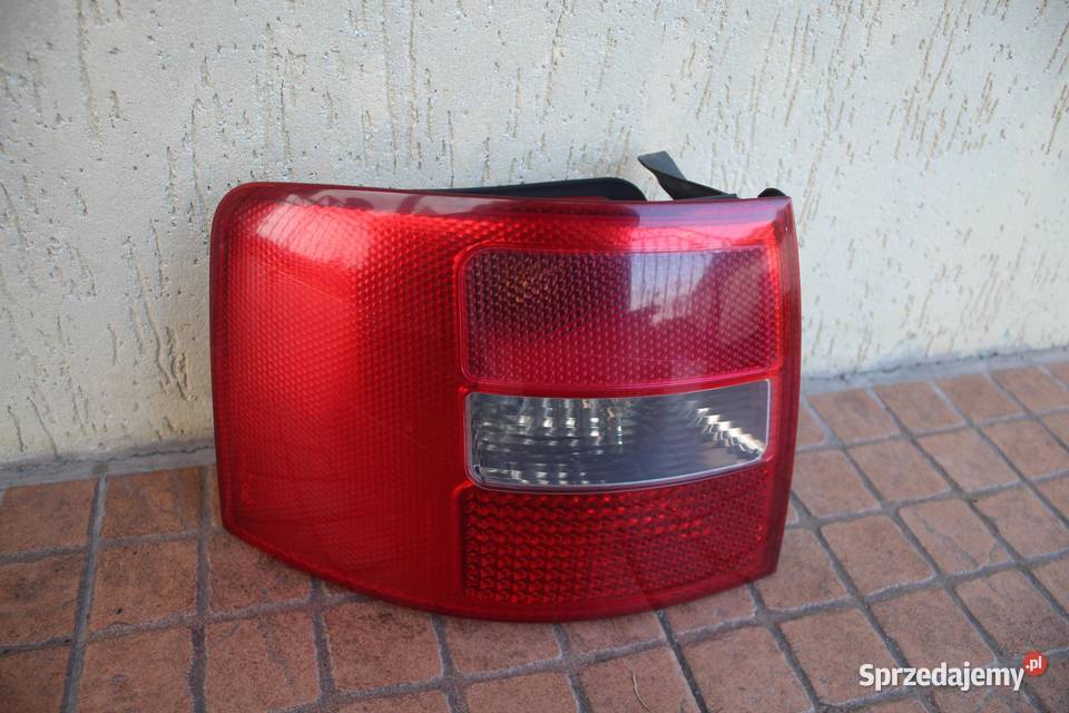 LAMPA LEWY TYŁ AUDI A6 C5 KOMBI AVANT 4B9945095F