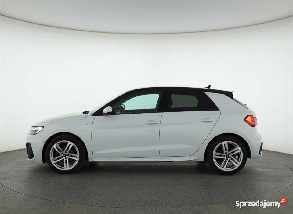 Audi A1 35 TFSI Rok produkcji 2021 Piaseczno