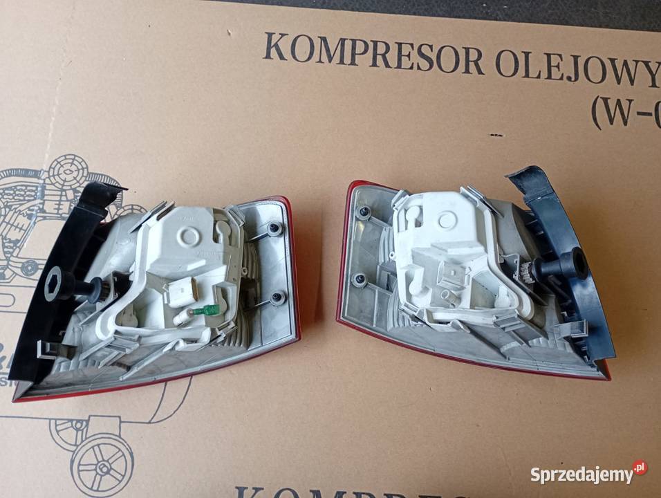 lampy tył audi a4 b7 avant