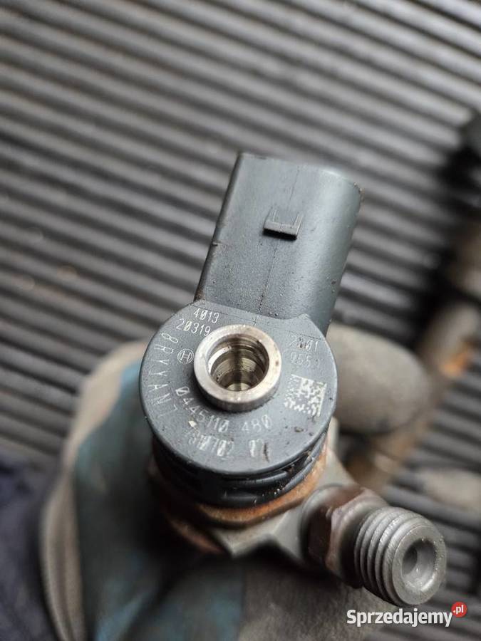 Wtryskiwacze Bosch 0445110 480 mazowieckie sprzedam
