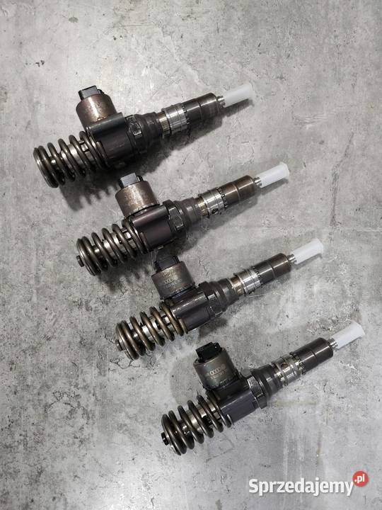 Pompowtryskiwacz 0414720404 03G130073G sprzedam