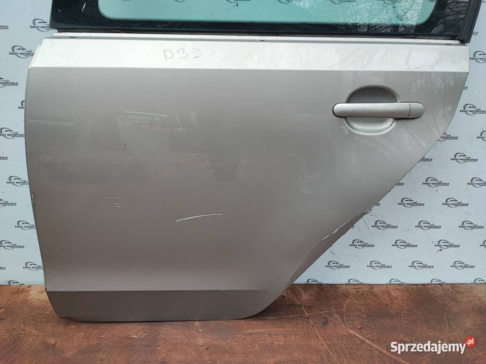 VOLKSWAGEN UP 15r drzwi lewe tył Drzwi świętokrzyskie Kielce