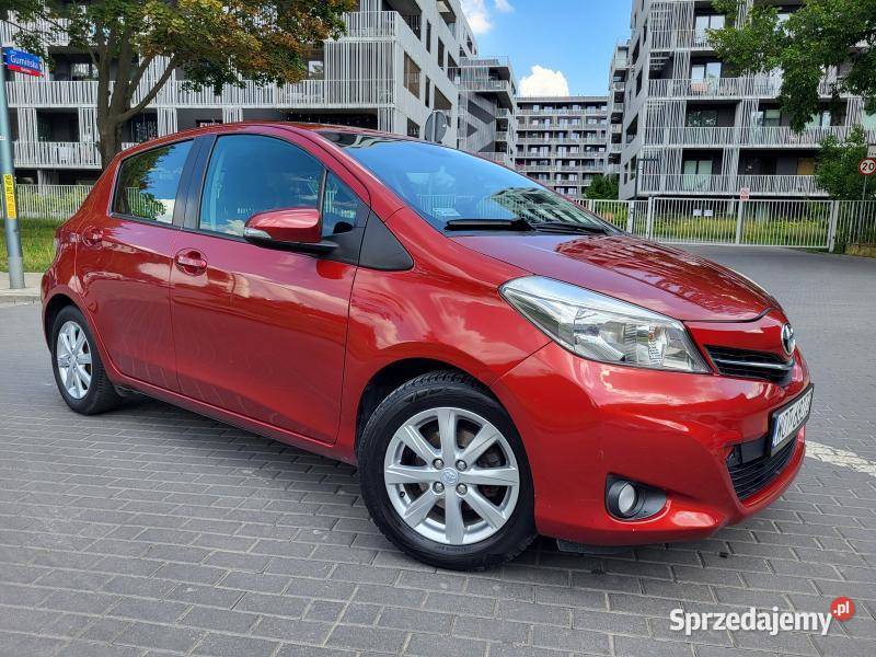 10l VVTi benzyna 69 Przebieg129 818 5 lat Warszawa