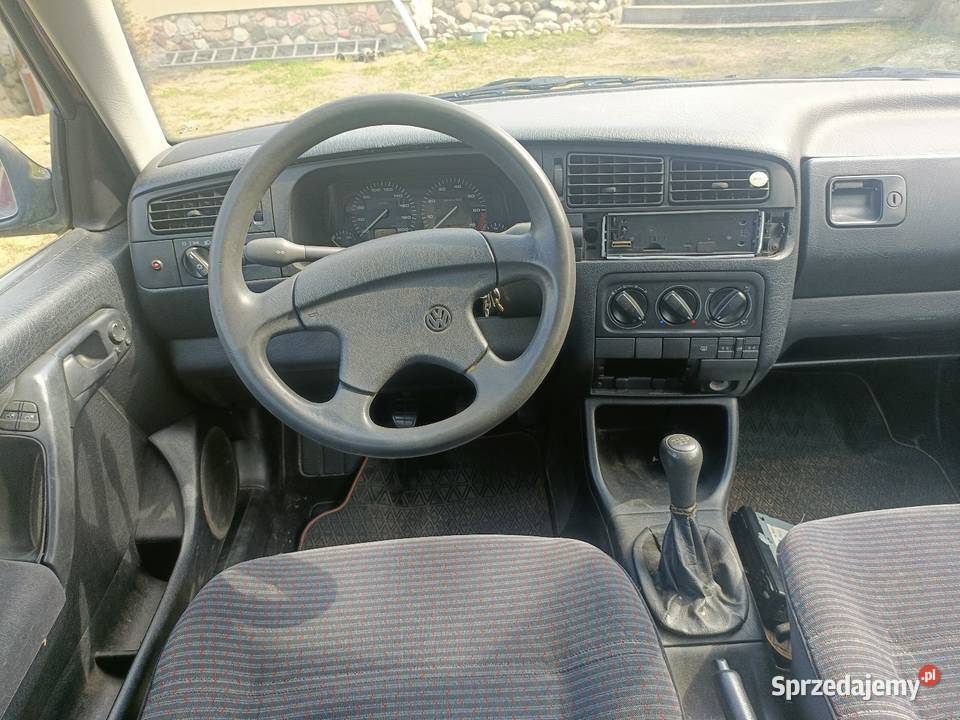 VW golf 3 16b 5 drzwi sprzedam