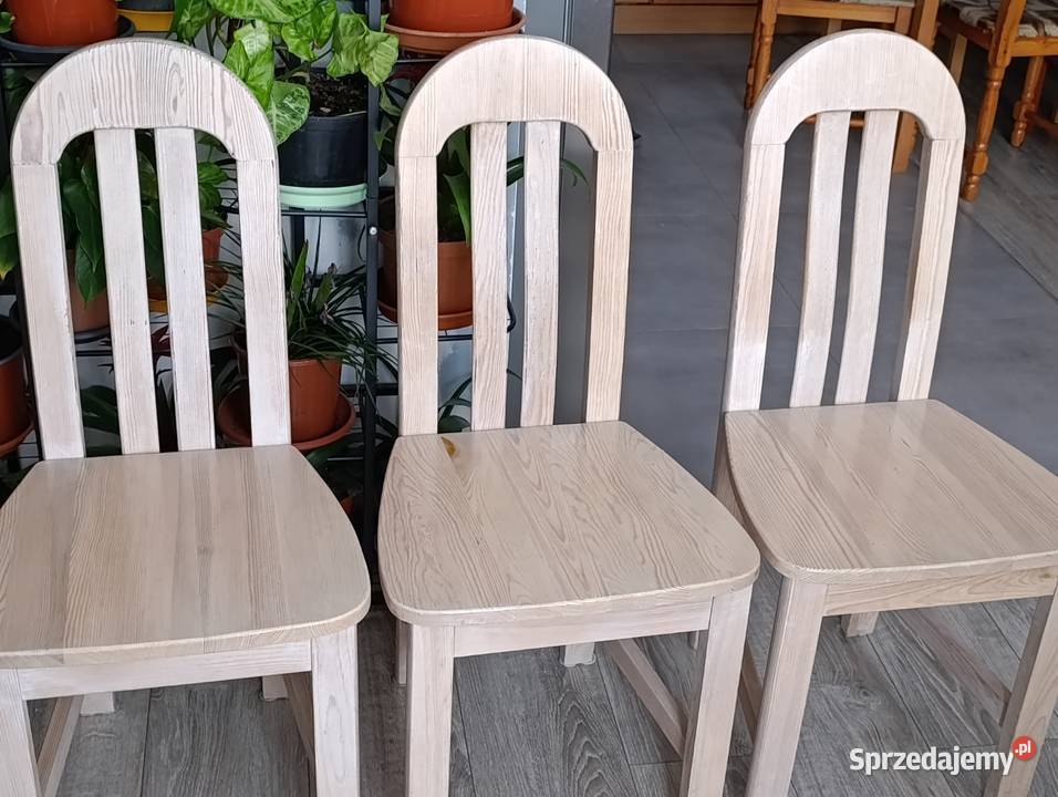 drewniane krzesło do jadalni w jasnym Poznań