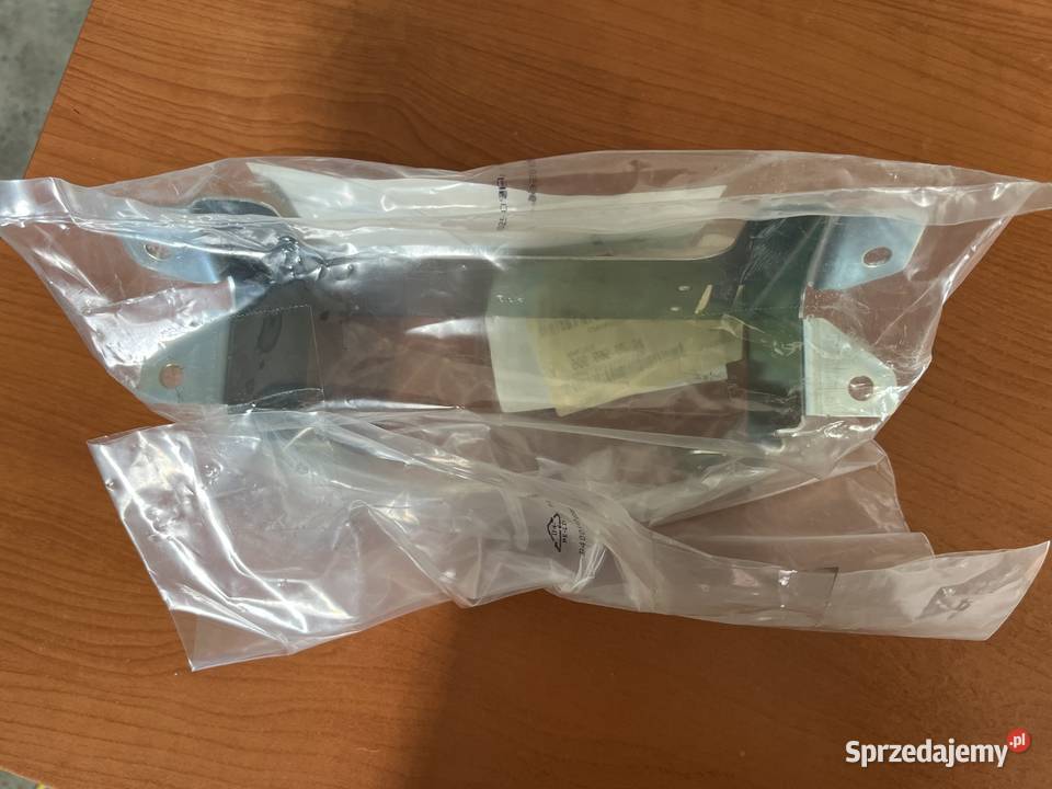 Mercedes uchwyt wspornik A9066950214 schowek pomorskie Gdańsk