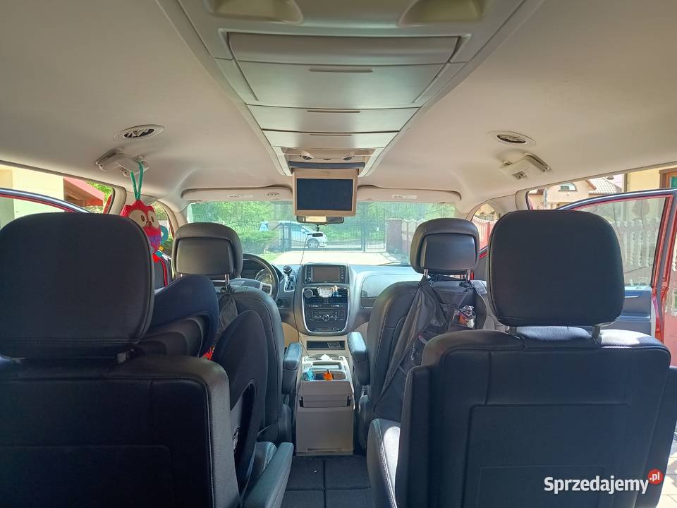 Chrysler Town Country 2014 czerwony